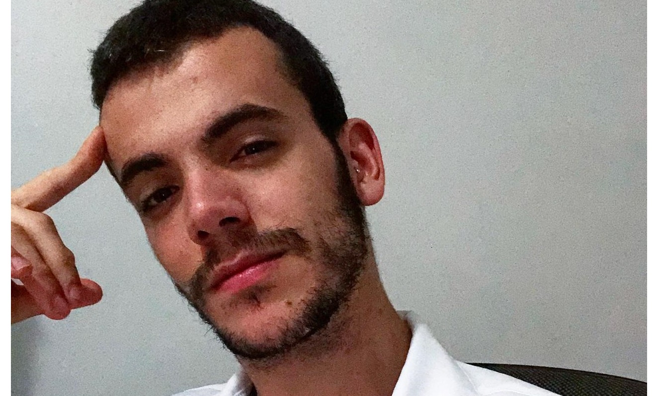 Jovem atendido pela APAE Batatais na década de 90 cursa medicina em ‘federal’