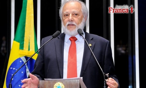 Para Airton Sandoval, país não está preparado para atender demanda em saúde