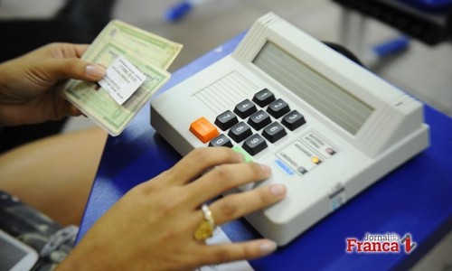 Detran dá a dica para quem perdeu o título de eleitor: CNH serve na hora de votar