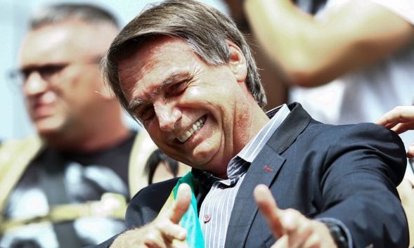 Jair Bolsonaro chega a 64% contra 36% de Haddad em pesquisa divulgada sexta