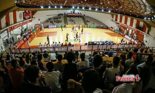 Franca pega Corinthians agora de manhã (11h) pela LD de Basquete 2018