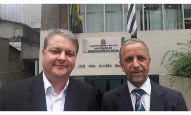Vereadores cobram projeto para regularizar diretores de escolas do município