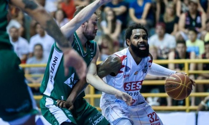 De virada e com emoção de sobra, Sesi Franca vence o Bauru pelo NBB