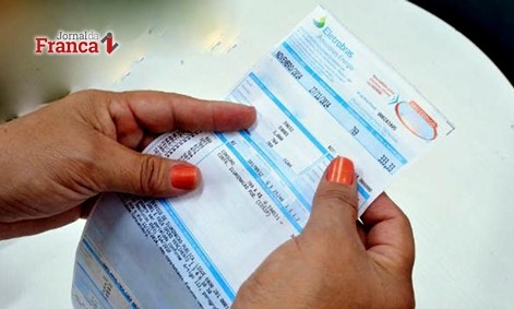 Bandeira tarifária das contas de luz muda para amarela no mês de novembro