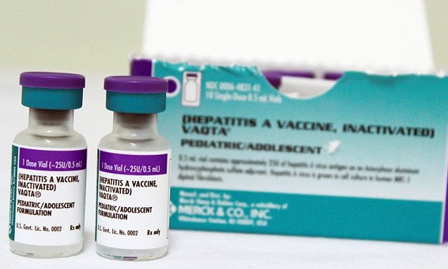 Governo zera imposto para compra de vacinas contra hepatite A