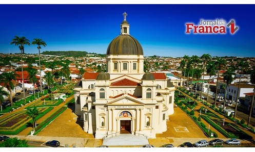 Ciência ajuda a preservar obras do pintor Cândido Portinari em Batatais