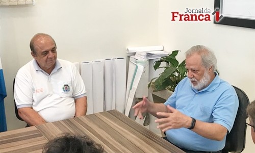 Airton Sandoval vai a Rifaina se despedir após beneficiar cidade com ambulância