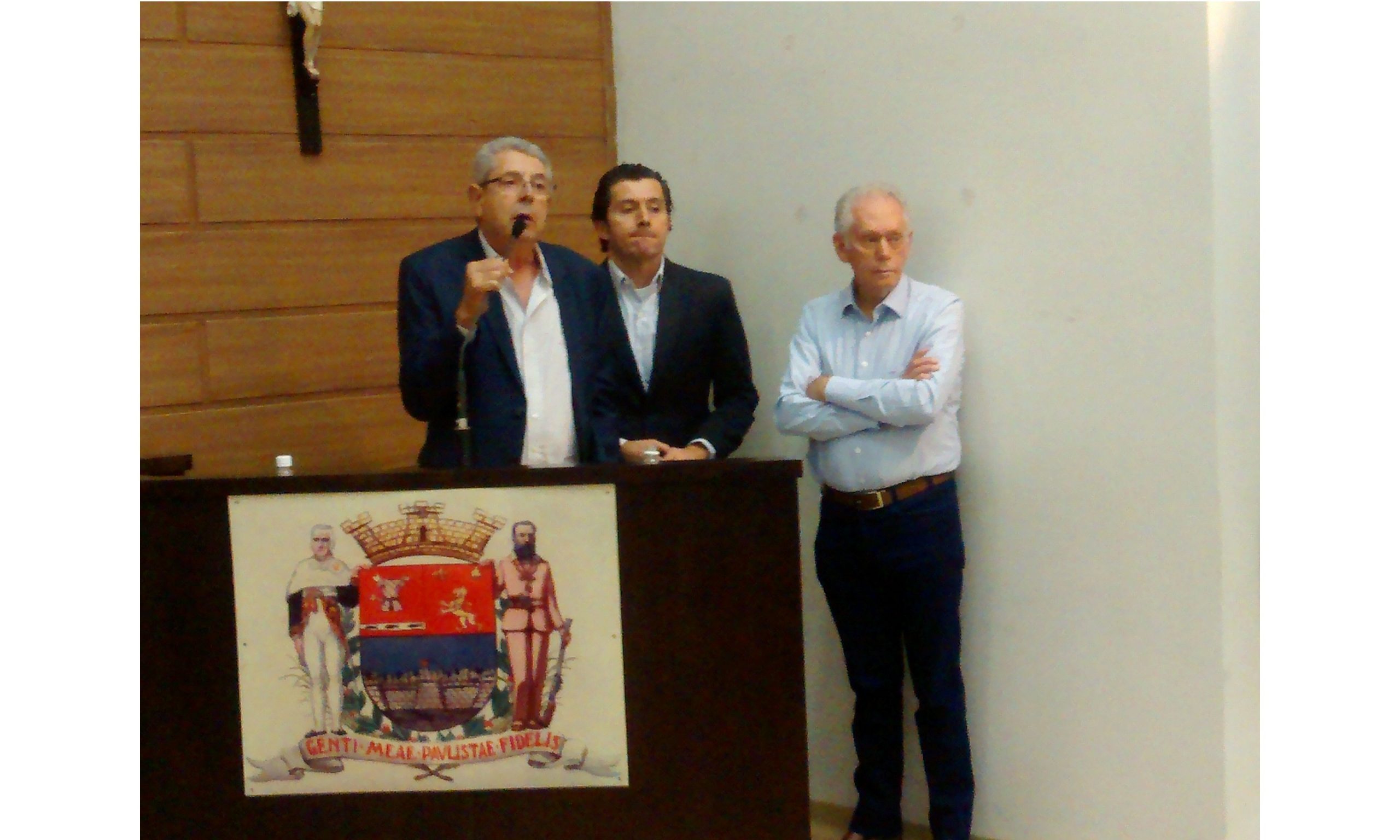 Empresários afirmam que projeto da expansão urbana não atende toda a cidade