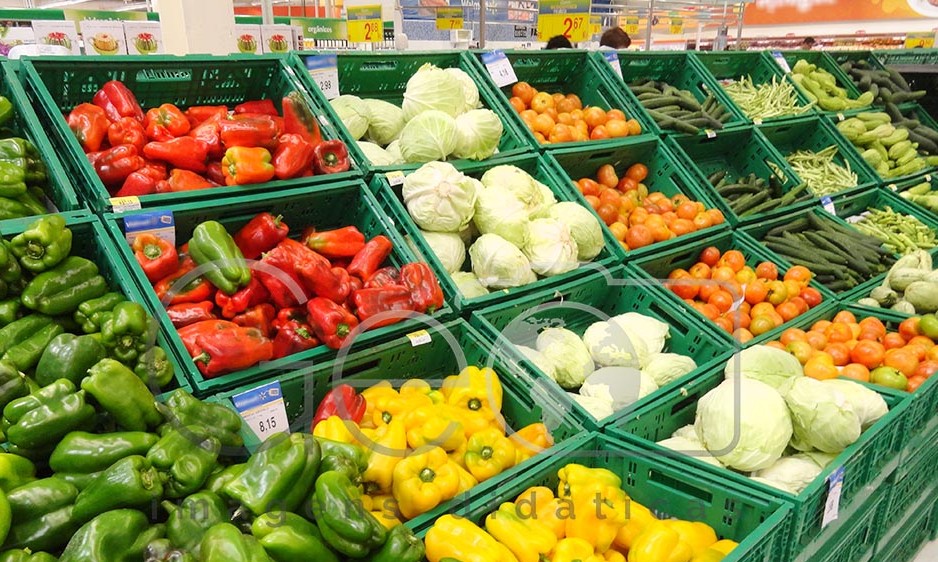 Com dólar instável, inflação dos supermercados volta a subir em setembro