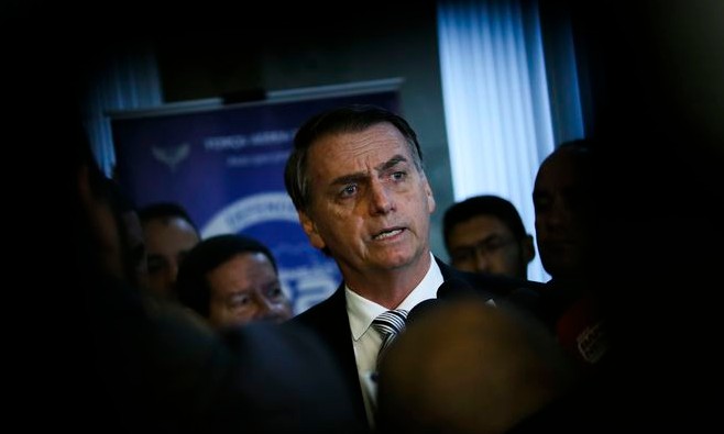 Bolsonaro diz que, se fosse Temer, vetaria reajuste para os juízes