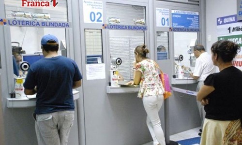 Mega Sena que está
acumulada pode pagar R$ 70 milhões neste sábado