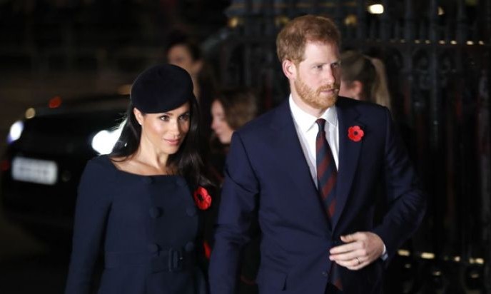 Em 6 meses, 3 funcionários de príncipe Harry e Meghan Markle pedem demissão
