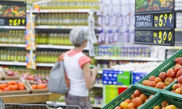 Inflação dos supermercados surpreende e aumenta 0,84% em outubro na região