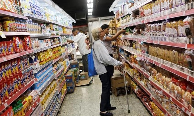 Vendas nos supermercados desaceleram e caem 1,08% em setembro na região