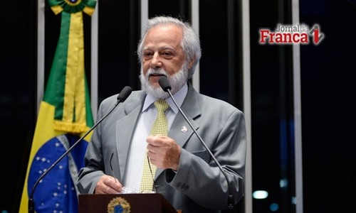 Airton Sandoval, um dos poucos do PMDB a votar contra reajuste do STF