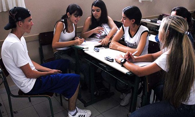 MEC lança plataforma digital para melhorias e apoio no Ensino Médio