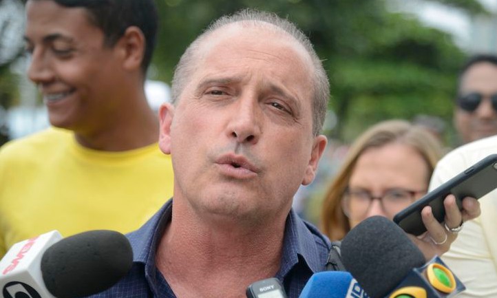 Onyx Lorenzoni diz que é hora de falar pouco e, sim, de trabalhar bastante
