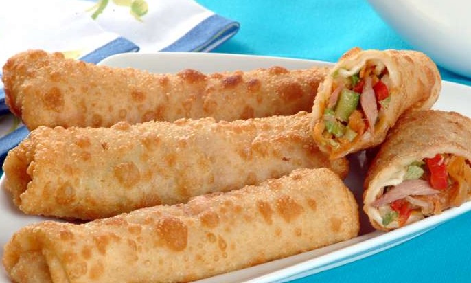 Rolinho primavera de atum com molho agridoce: opção para o lanche ou petisco