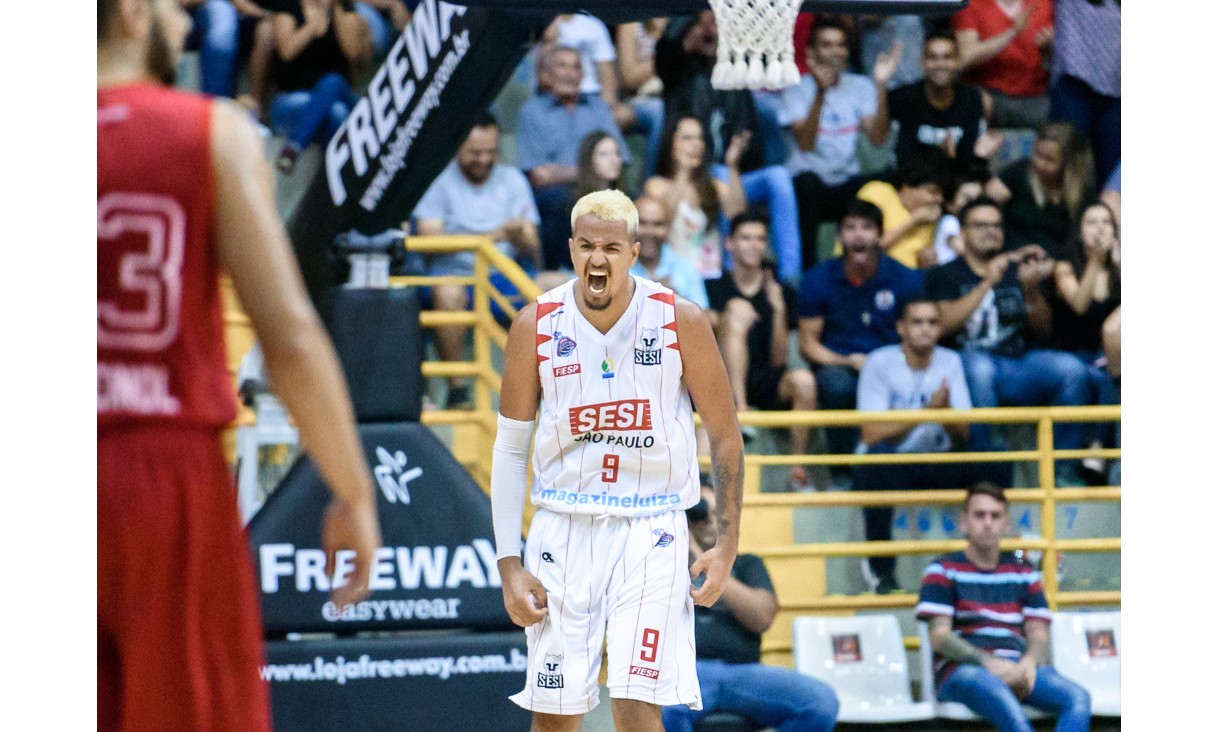 Sesi Franca bate Paulistano no Pedrocão e chega à decisão do torneio Super 8