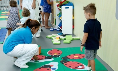 Programa Escola da Família tem participação de nove mil voluntários