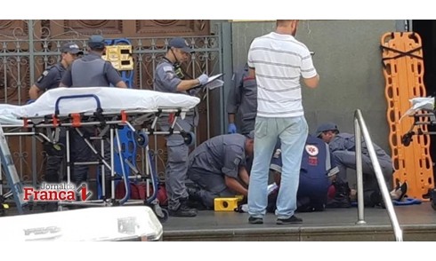 Homem invade missa, deixa cinco mortos, quatro feridos e se mata em Campinas