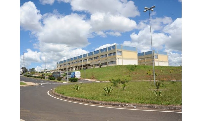 Servidores da Unesp pressionam por pagamento do décimo terceiro salário