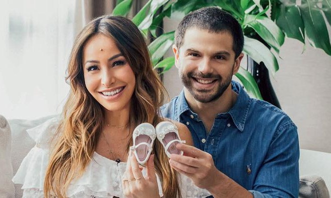 Sabrina Sato negocia campanha publicitária de R$ 1 milhão para sua filha Zoe