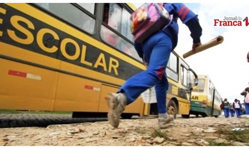Começa a matrícula para novos alunos na rede pública de ensino em Minas