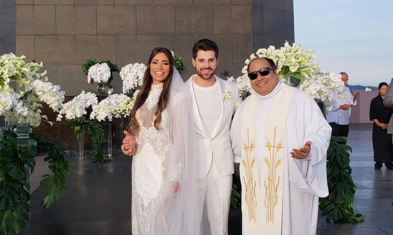 Com orquestra tocando seus sucessos, DJ Alok casa aos pés do Cristo Redentor