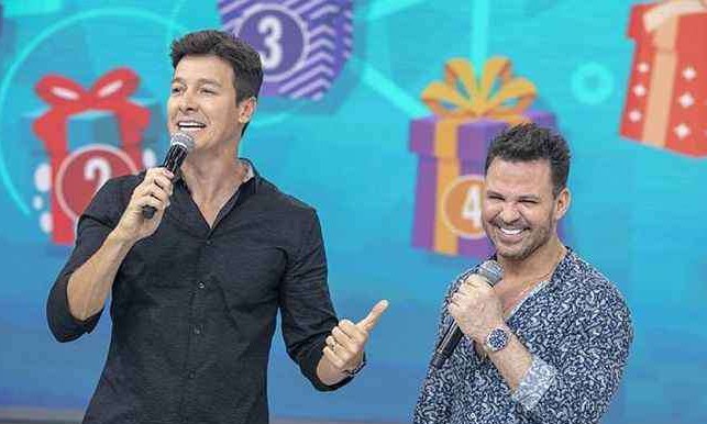 Programa ‘Hora do Faro’ é alvo de boicote após homenagear o sertanejo Eduardo Costa