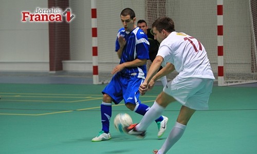 Futsal de Férias de Rifaina terá 12 times, disputa regional feminina e da base