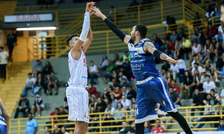 Sesi Franca toma sufoco do Basquete Cearense, mas consegue a vitória