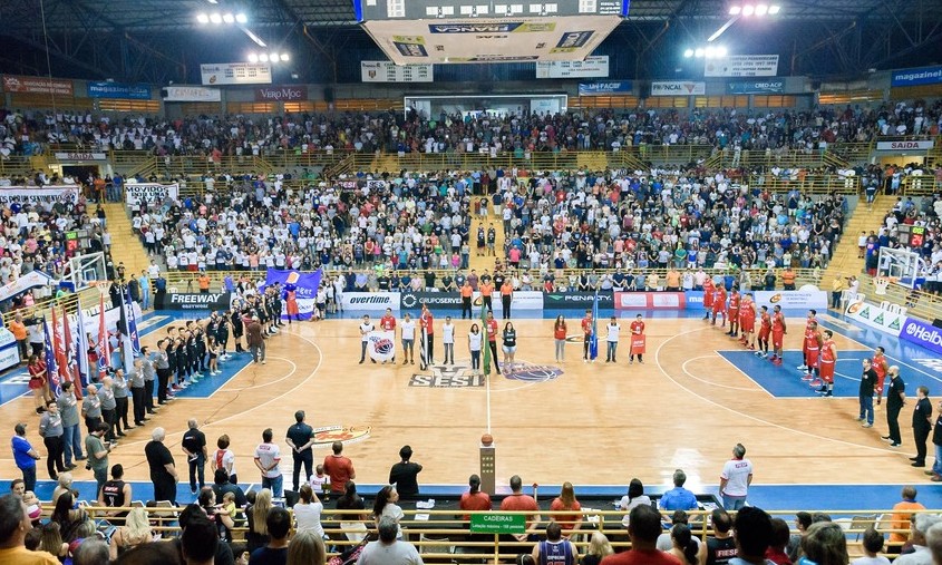 No Jogo das Estrelas, em Franca, público vai ganhar Bic Mac com placar de 100