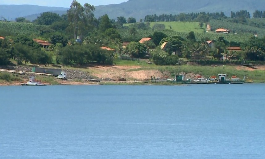 Geração de energia e turismo em Delfinópolis sofrem com pouca chuva