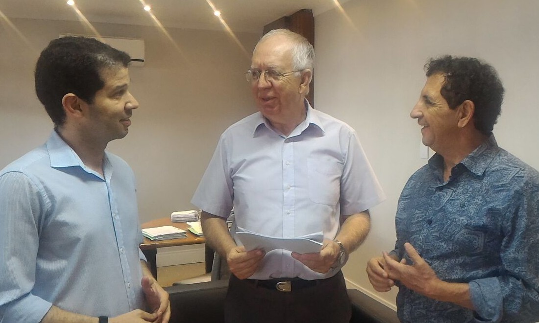 Donha desmascara Gilson e fala sobre os desmandos cometidos na Prefeitura