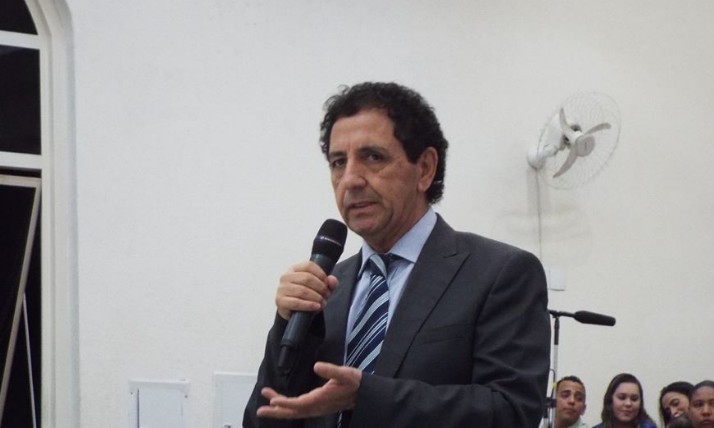 Gilson nomeia mais nove para cargos de confiança; diretores ainda esperam