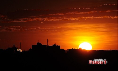 A quinta-feira (10/01) será mais um dia quente em Franca, com 32 graus