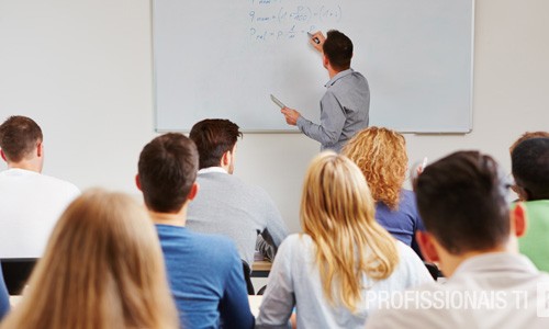Escolas estaduais recebem matrículas de novos alunos na rede pública