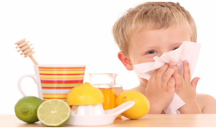 A vitamina C pode mesmo ajudar na prevenção de gripes e resfriados?
