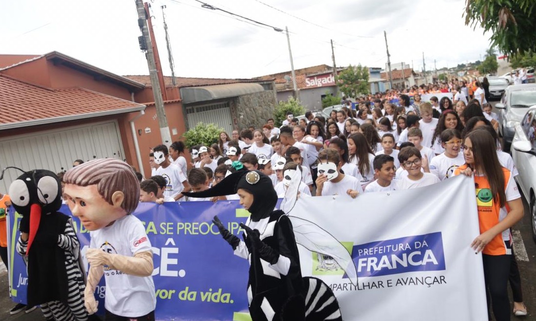 Franca se mobiliza contra o Aedes aegypti e tenta conter o avanço da dengue