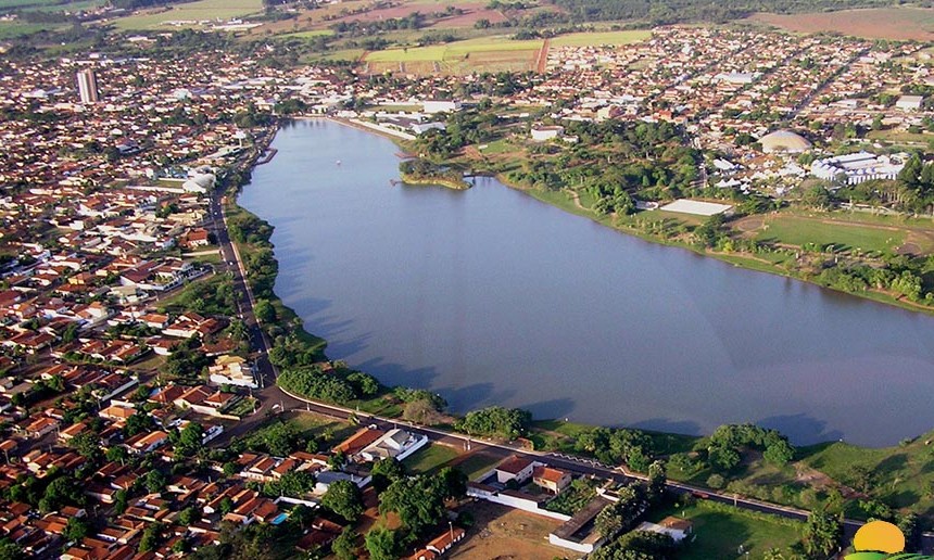 Guaíra recebe selo de Município de Interesse Turístico e prefeito celebra