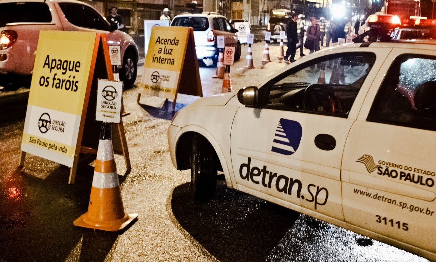 Operação Trânsito Seguro vem a Franca e faz, com a PM, testes do bafômetro