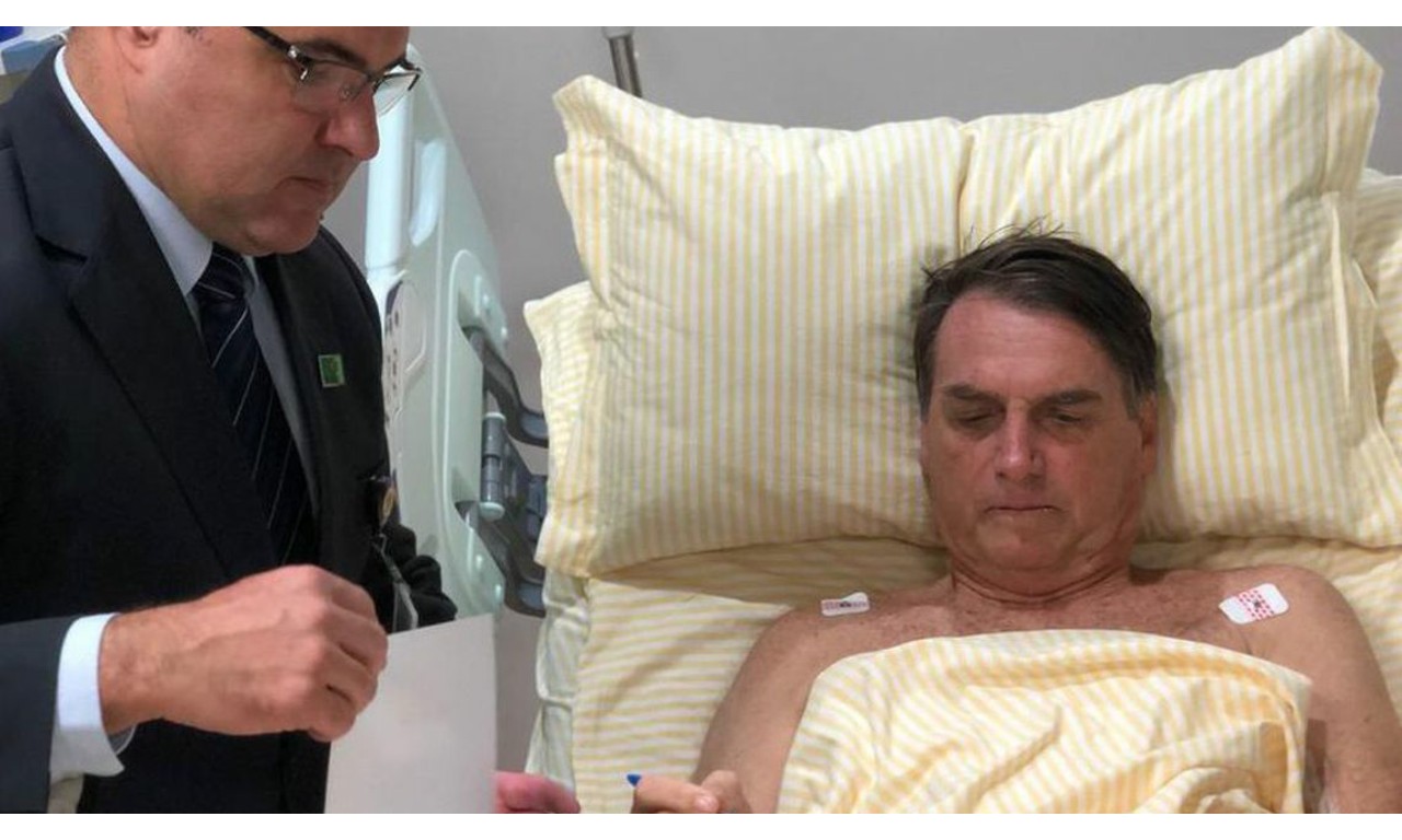 Jair Bolsonaro conversa, transmite orientações e prepara-se para despachos