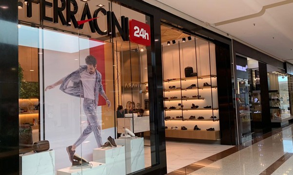 Calçados Ferracini inaugura 1ª Concept Store no RibeirãoShopping
