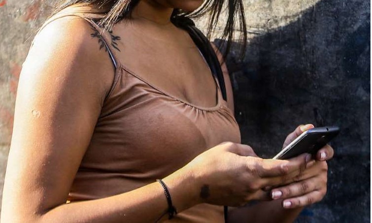 Em queda: Brasil perdeu 7,2 milhões de linhas de celular no ano passado
