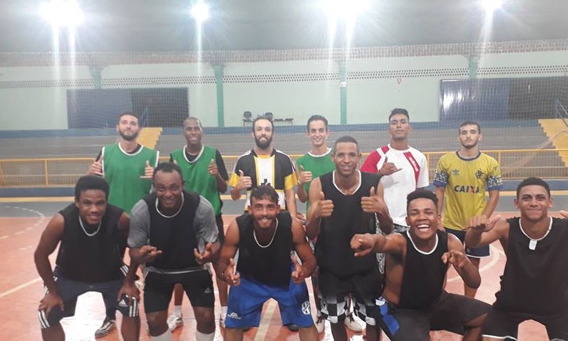Projeto exemplar reúne esporte com a inclusão social em Rib. Corrente