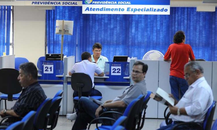 Aposentadoria por tempo de contribuição terá 3 alternativas de transição