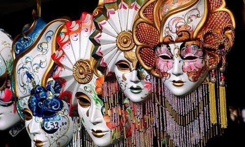 Segue até 6 de março, na Biblioteca Municipal, exposição sobre o Carnaval