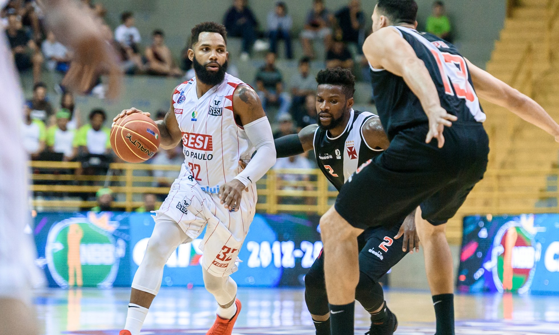Com TV ao vivo, Sesi Franca enfrenta o Bauru, pelo NBB, no Pedrocão