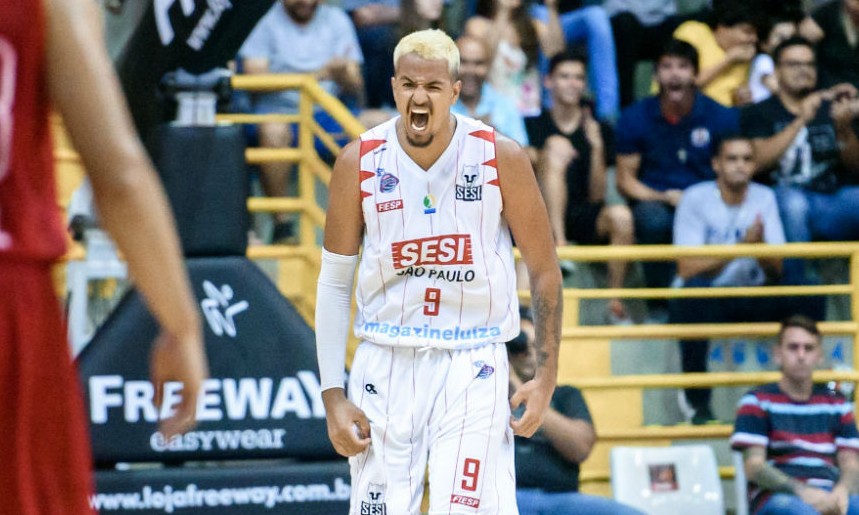 Com atletas do Sesi Franca em quadra, Brasil vence mais uma na Eliminatória